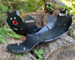 מגן גחון Molecule Motosports מ-UHMW
