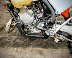 מיגון גחון Molecule ל-KTM/Husqvarna/GasGas 125\150 2T (23-26)