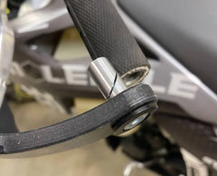 הברגה פנימית לכידון –  Molecule Motosports