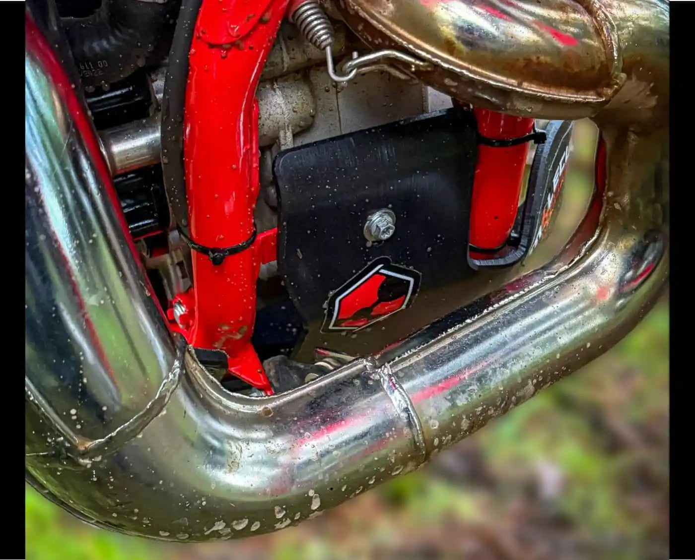 מיגון גחון Molecule ל-Beta X-Trainer (2023-2025)