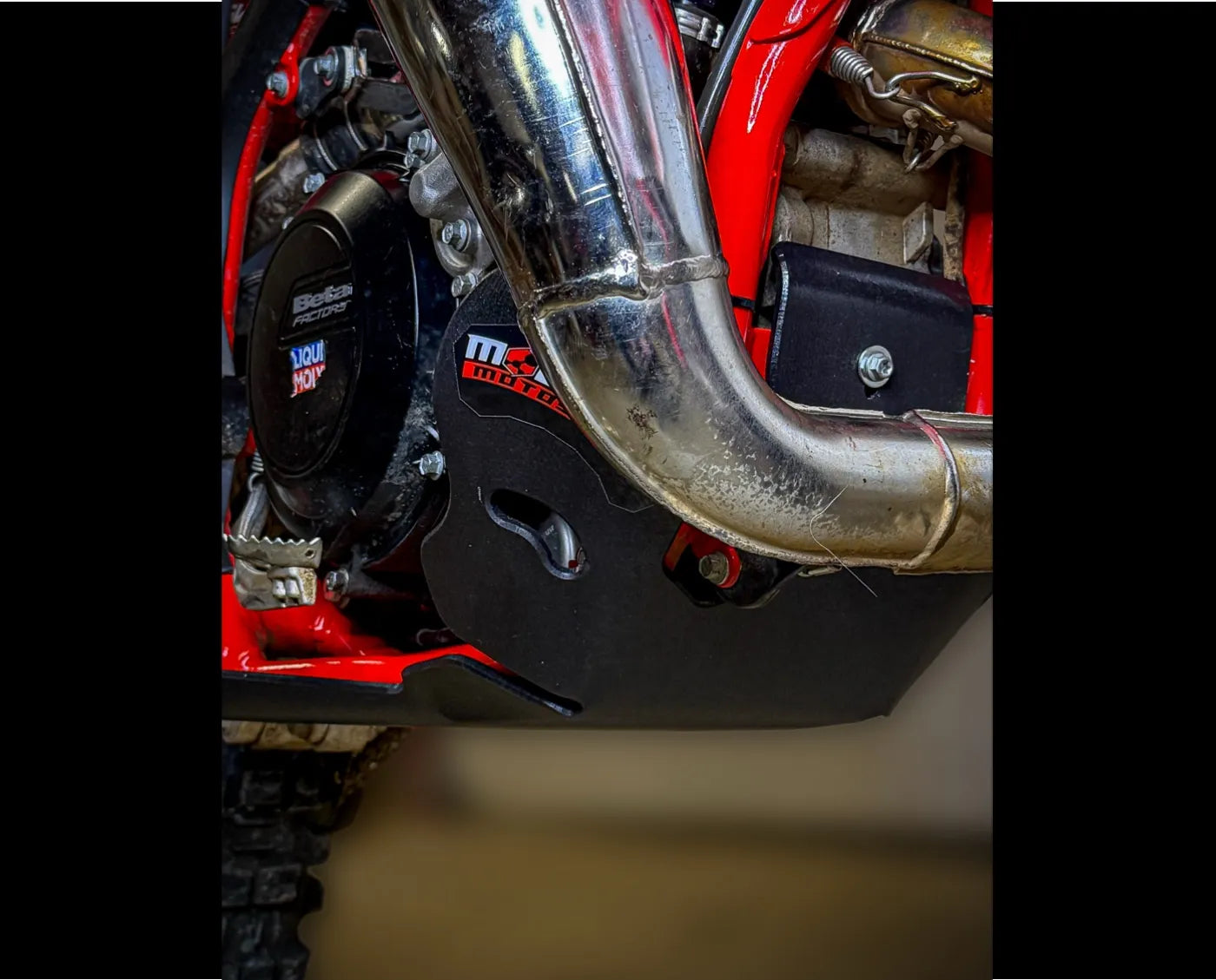 מיגון גחון Molecule ל-Beta X-Trainer (2023-2025)