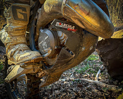 מגן גחון Molecule Motosports מ-UHMW